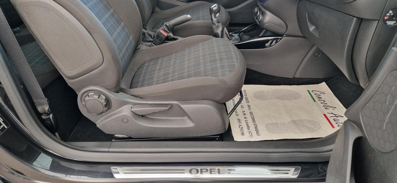 Opel Adam 1.2 70cv White/Black Link **Come Nuova**