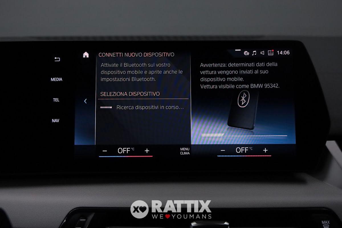 BMW 220 i Active Tourer mhev 48V auto