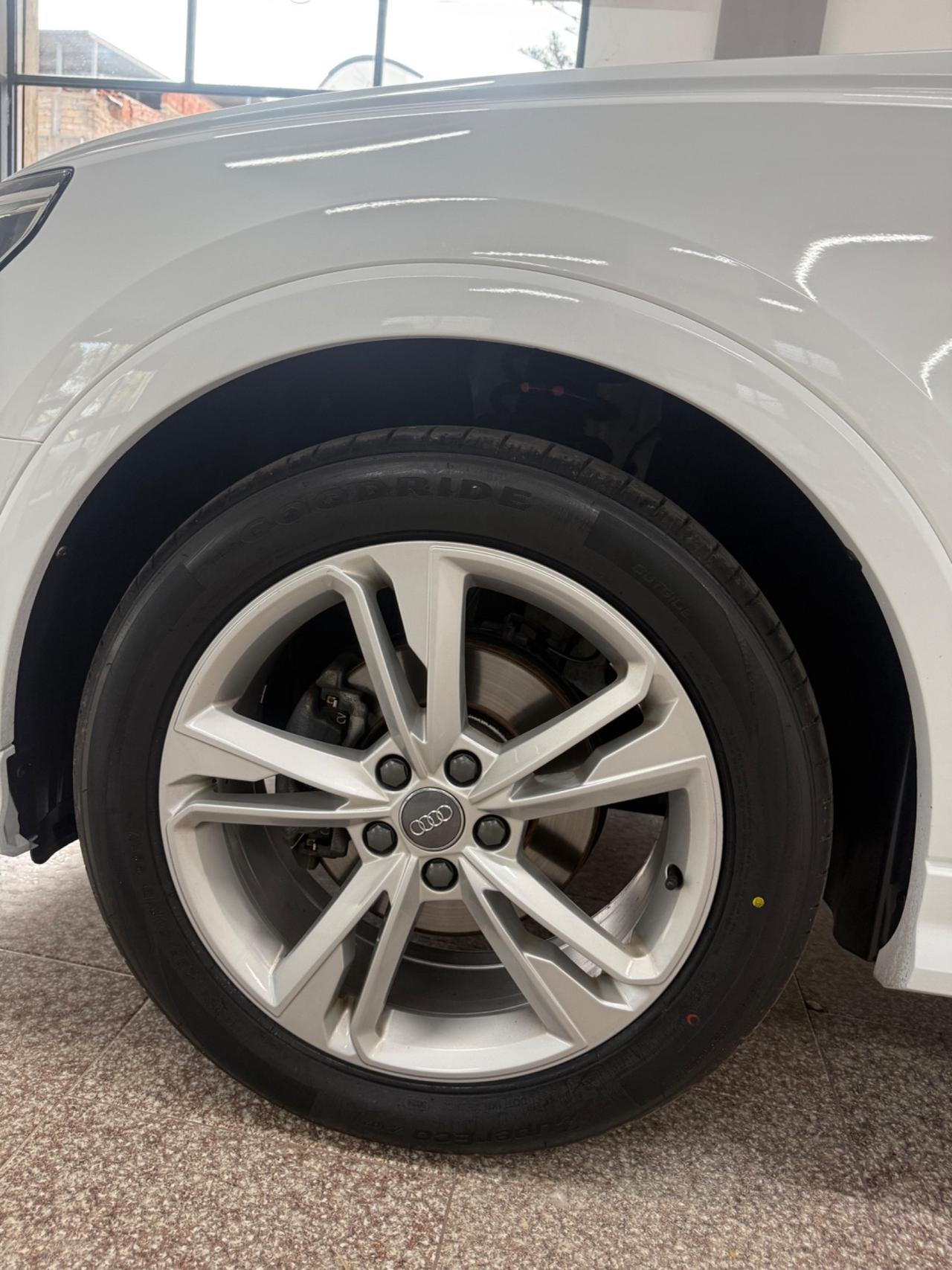 Audi Q3 35 TDI S tronic S line edition