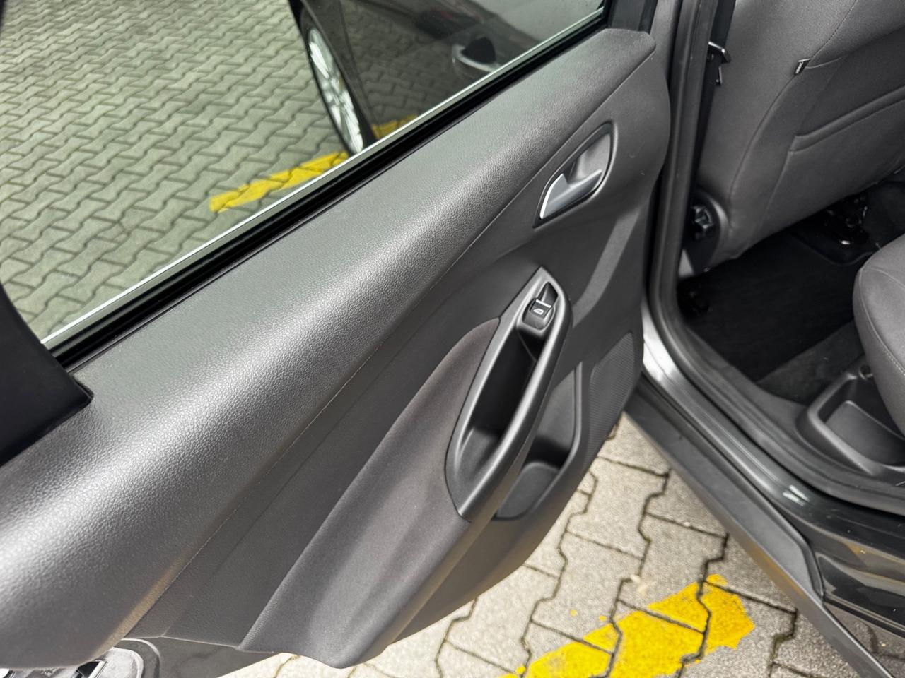 Ford Focus 1.5 TDCi 95 CV SW Titanium neopatentati