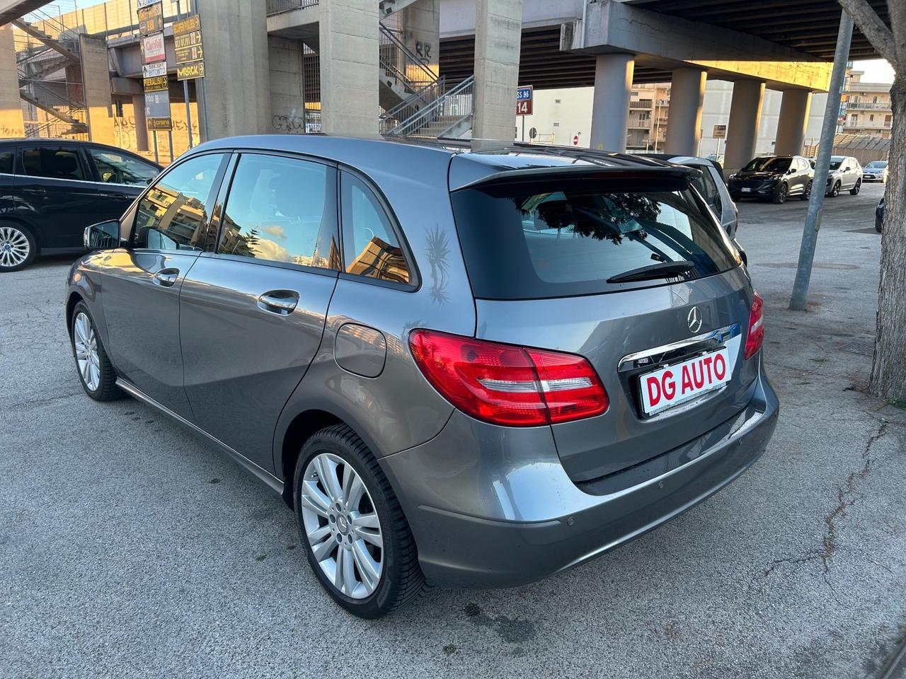 Mercedes-benz B 180 1.5 Diesel 110 cv 2014