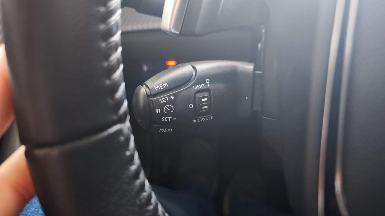 Peugeot 2008 BlueHDi 130 S&S EAT8 Allure