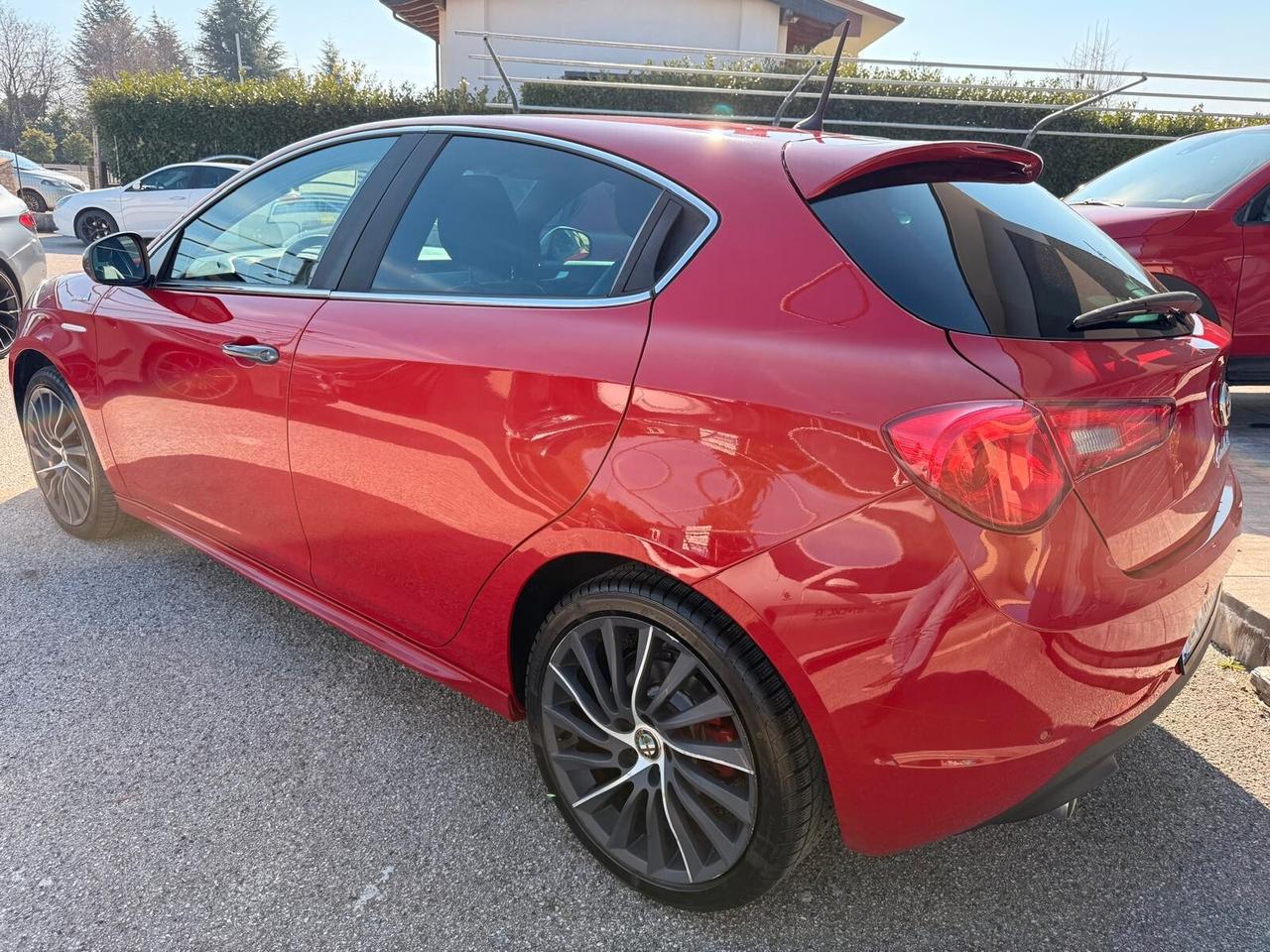 Alfa Romeo Giulietta 2.0 JTDm-2 150 CV QV Line