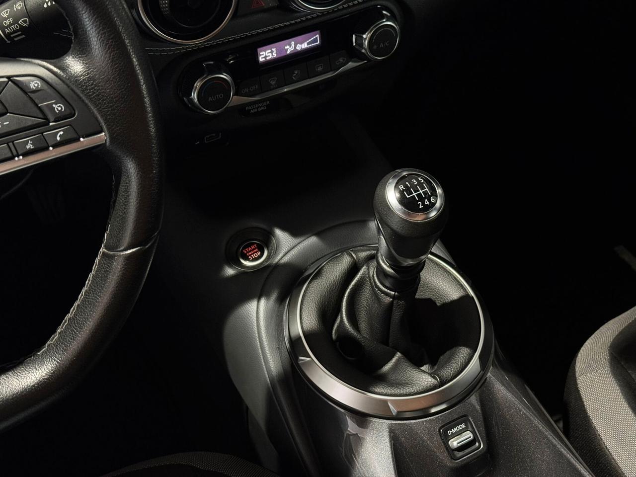 Nissan Juke 1.0 DIG-T 114 CV N-Connecta