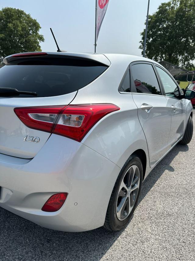 HYUNDAI i30 1.6 CRDi 5p. Classic