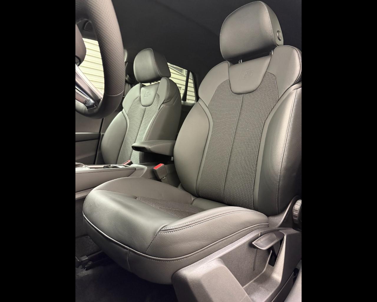 AUDI Q2 35 TDI S TRONIC S LINE