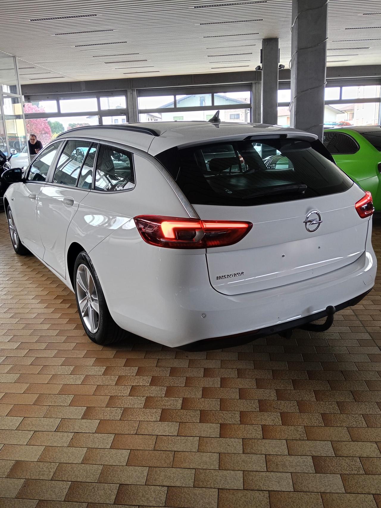 Opel Insignia 1.6 CDTI 136 S&S aut.Sports Tourer Business
