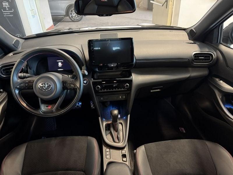 Toyota Yaris Cross Yaris Cross 1.5 Hybrid 5p. E-CVT GR SPORT Black Sky