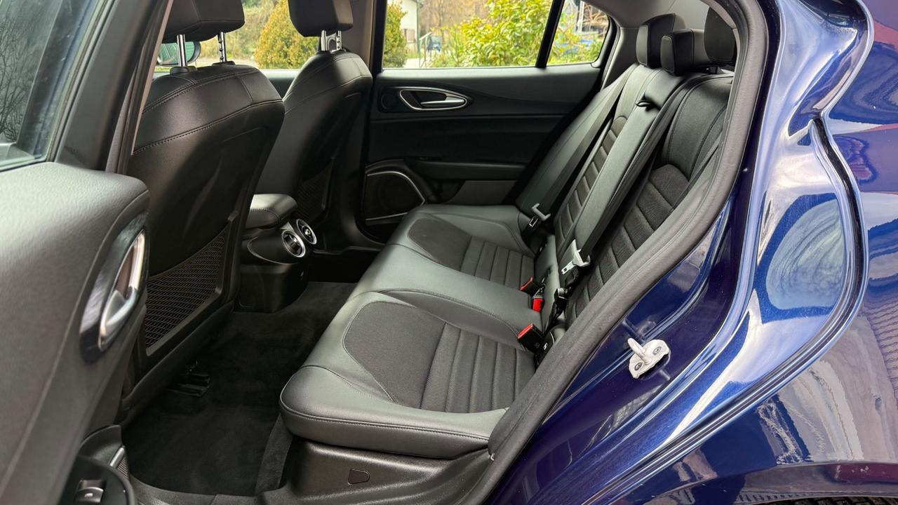 Alfa Romeo Giulia 2.2 Turbodiesel 160 CV AT8 Executive