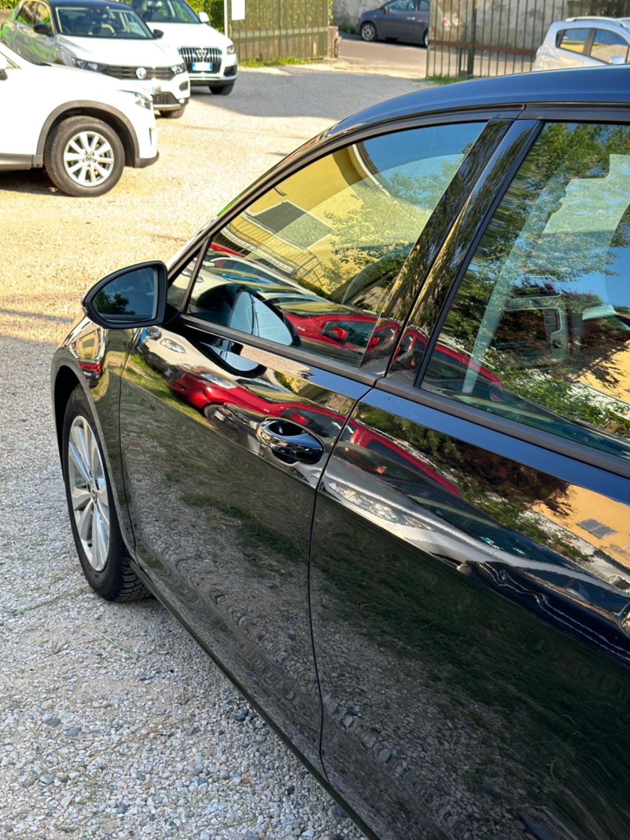 Volkswagen GOLF 1.2 TSI 105 CV CMBT KMCERT UNICOPR