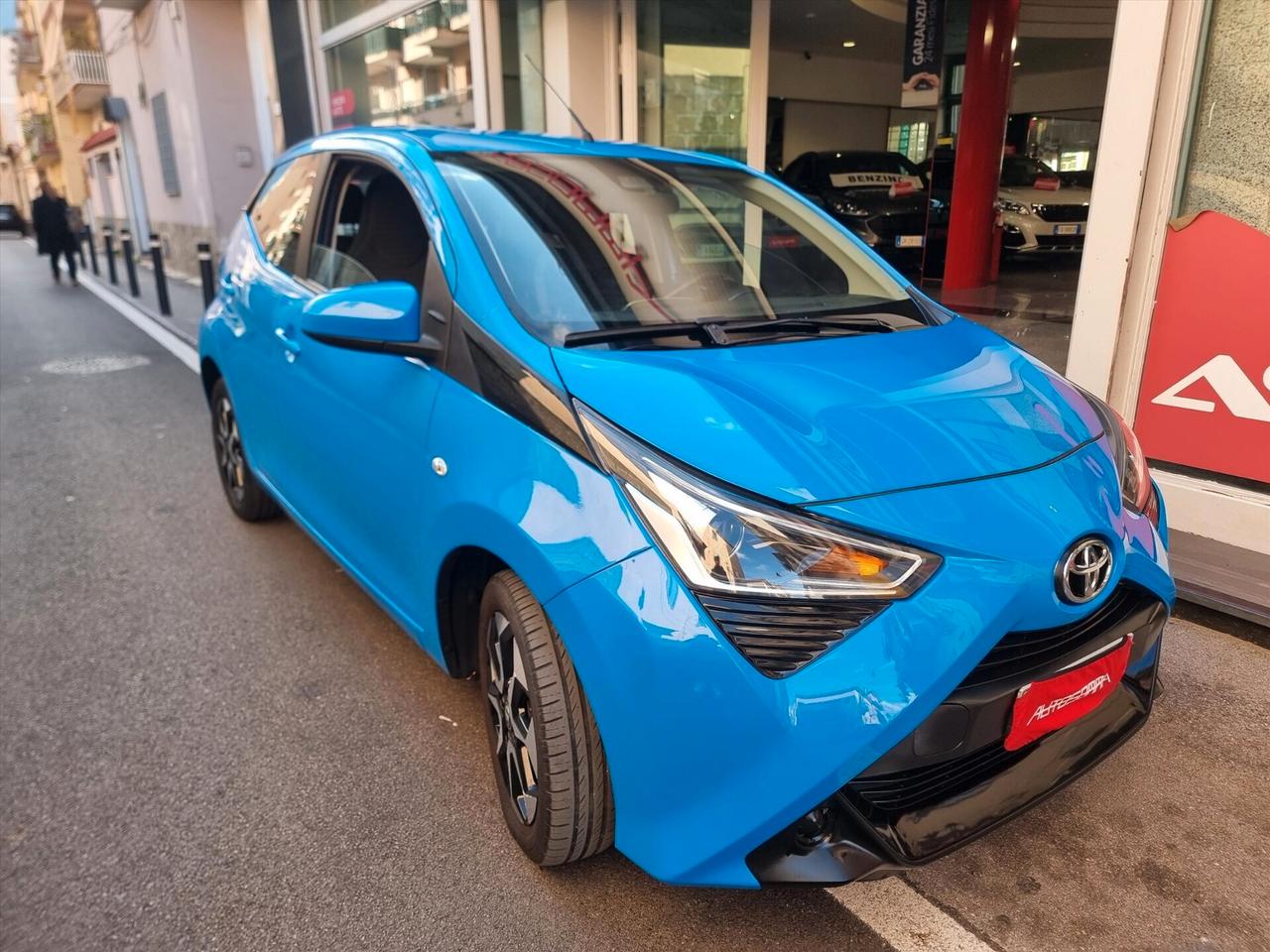 Toyota Aygo Connect 1.0 VVT-i 72 CV 5 porte x-fun MMT AUTOMATICA