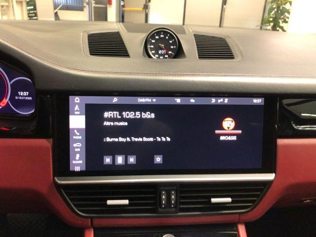 PORSCHE Cayenne 3.0 V6