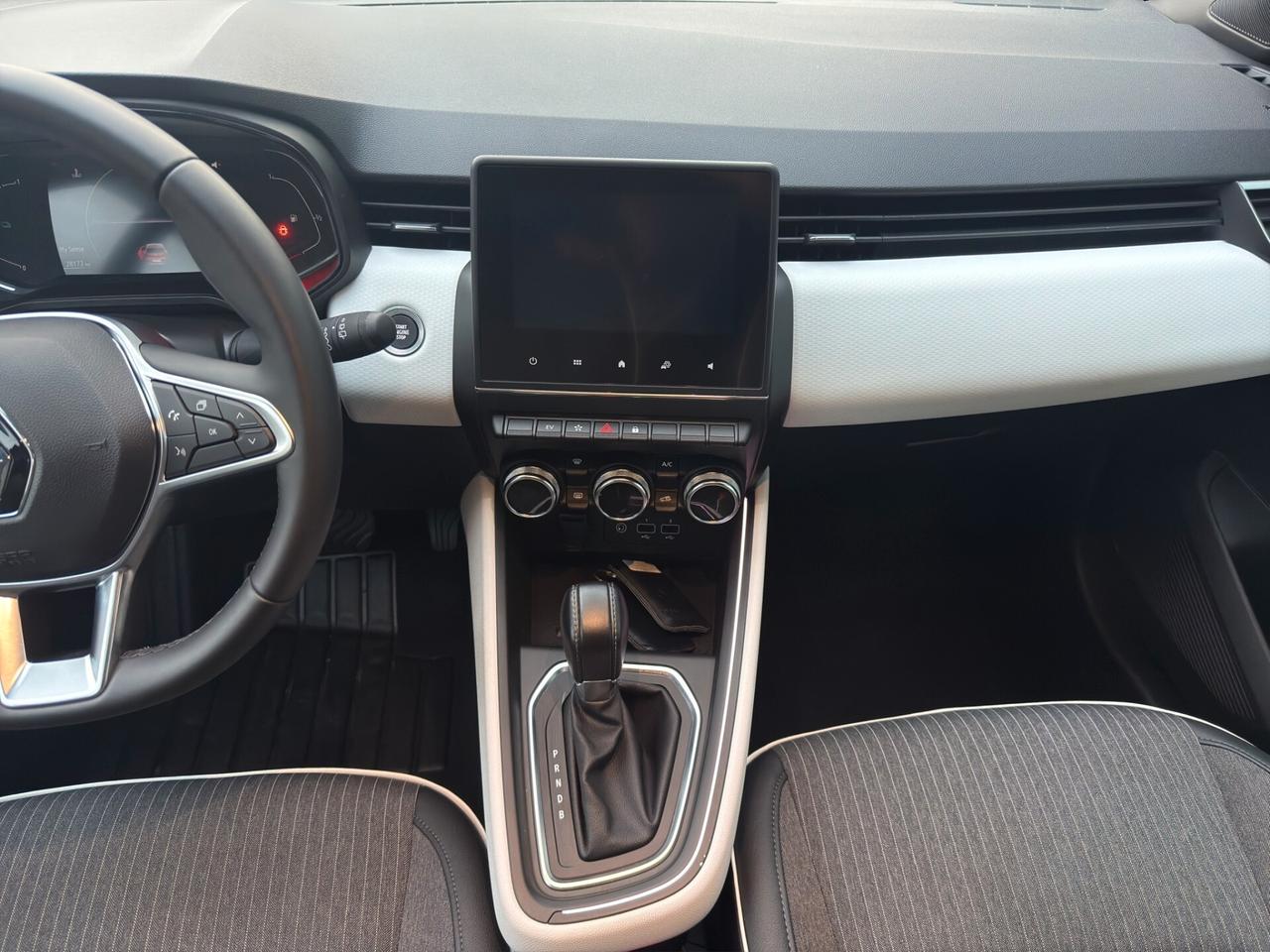 Renault Clio Full Hybrid E-Tech 145 CV 5 porte Techno