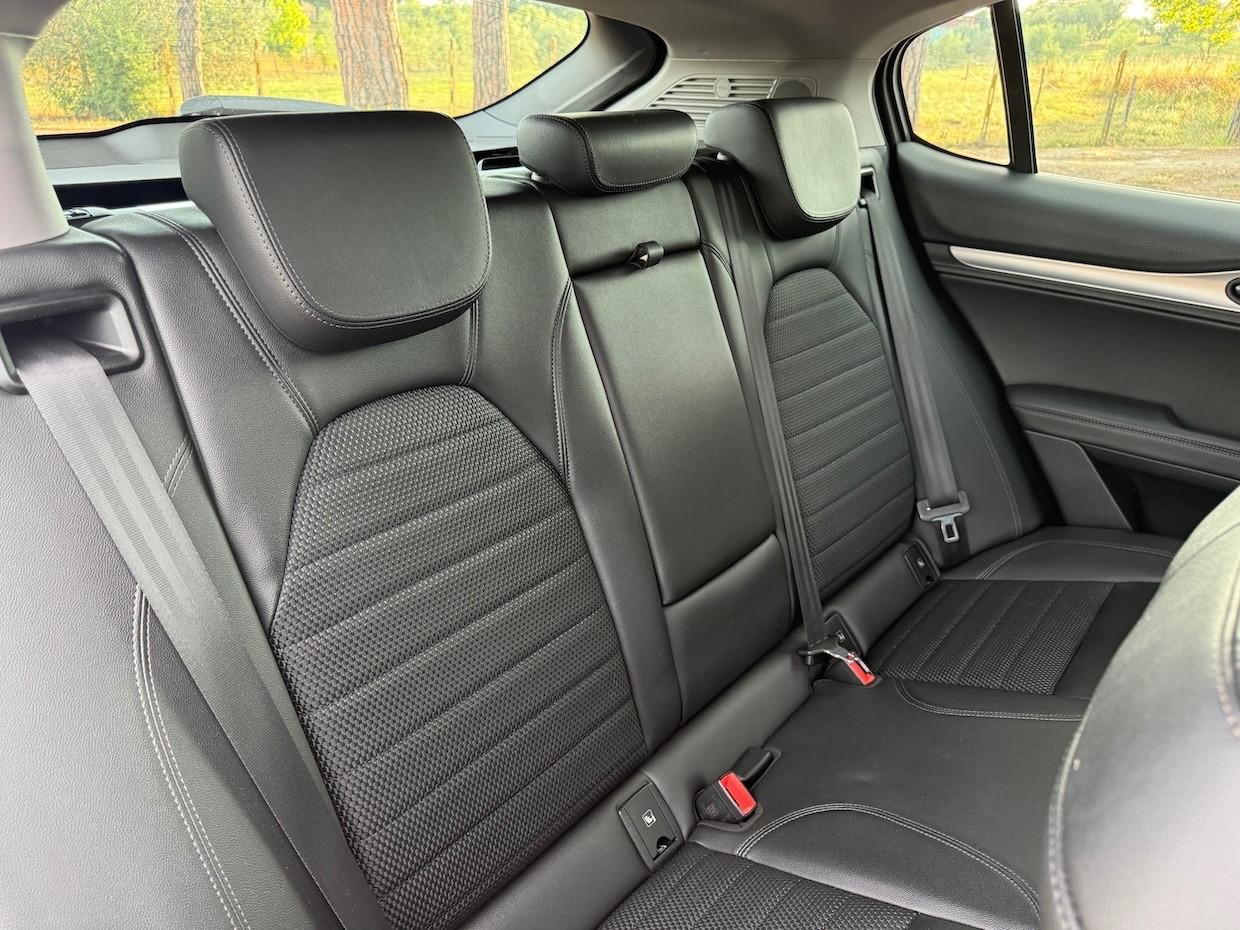 Alfa Romeo Stelvio 2.2 Turbodiesel 190 CV AT8 Q4 Sprint