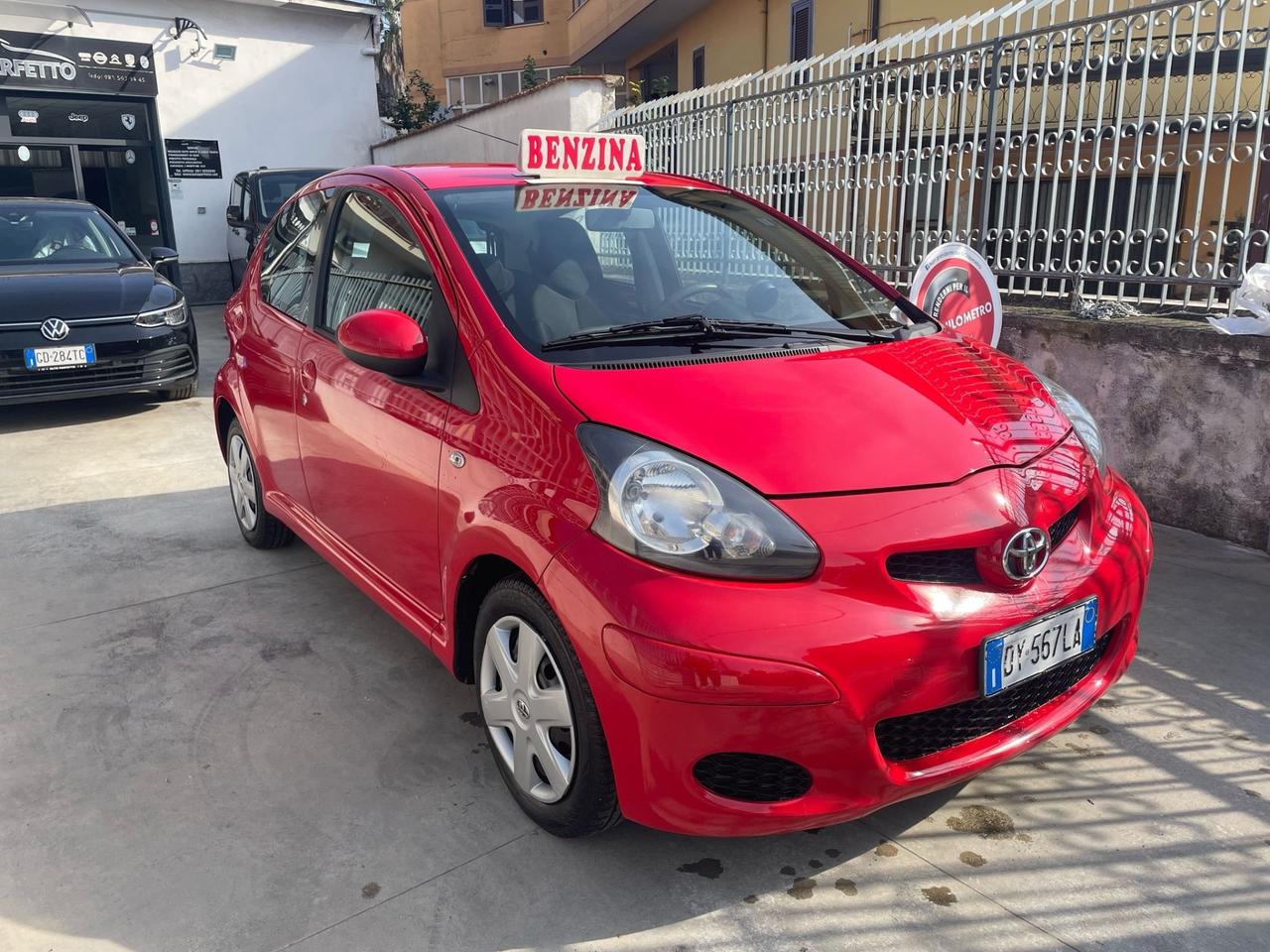 Toyota Aygo 1.0 12V VVT-i 5 porte Sol