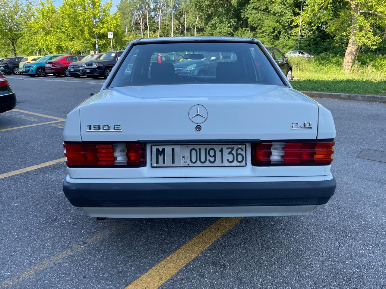 Mercedes-benz 190 2.0 cat