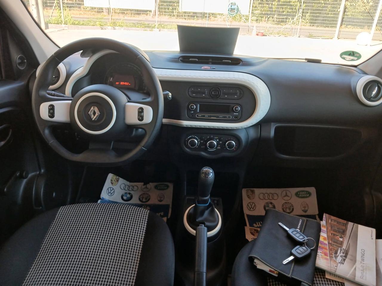 Renault Twingo SCe Life km 89000 frizione nuova tagliandi certificati