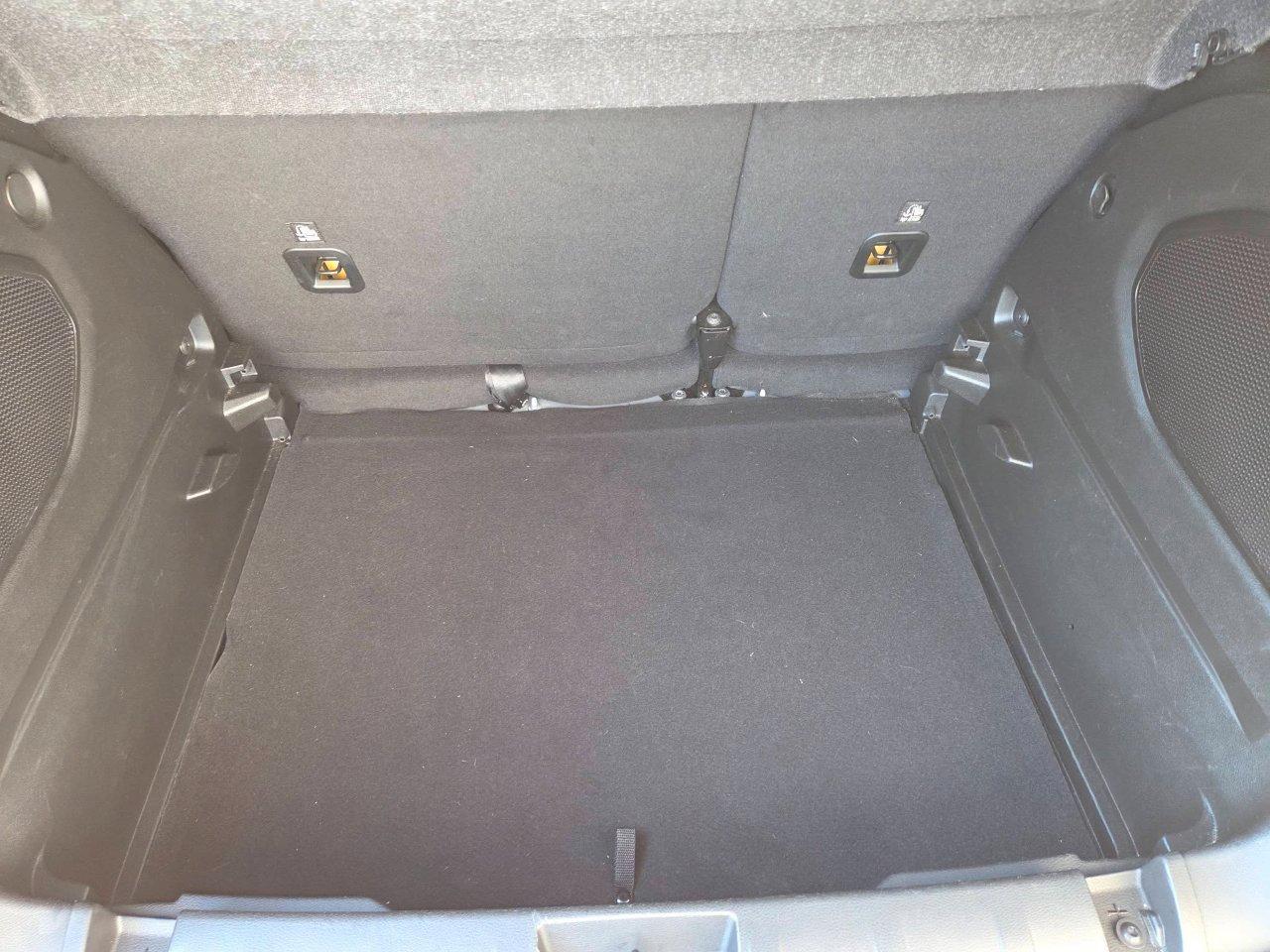 Jeep Renegade 1.6 mjt Limited 2wd 130cv + fari led e navi da 8.4"