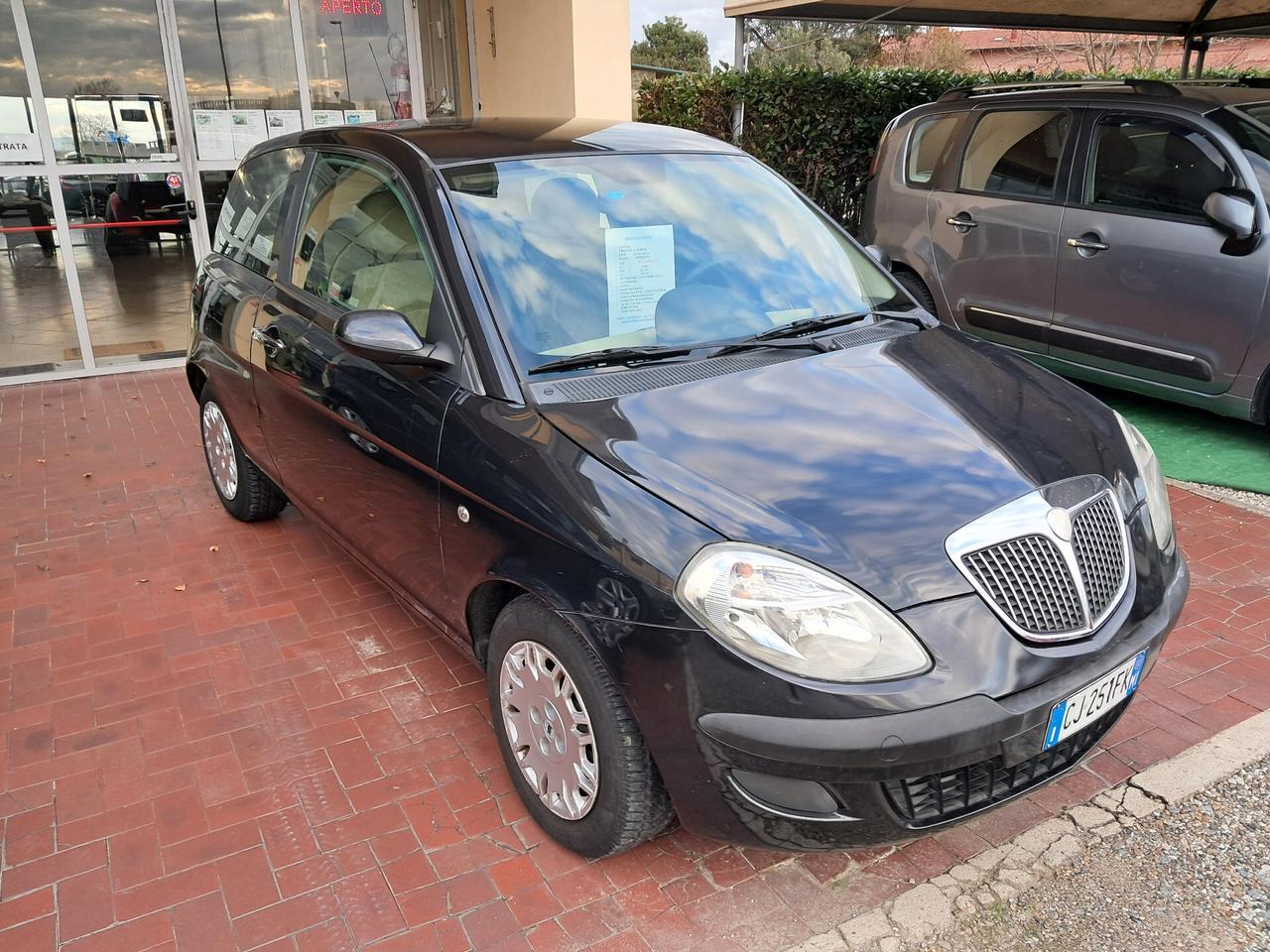 Lancia Ypsilon 1.2 Argento