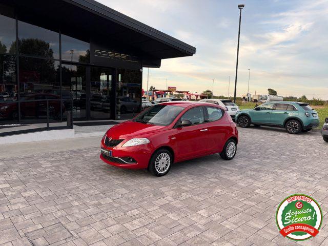 LANCIA Ypsilon 1.2 5 porte Gold ANCHE NEOPATENTATI