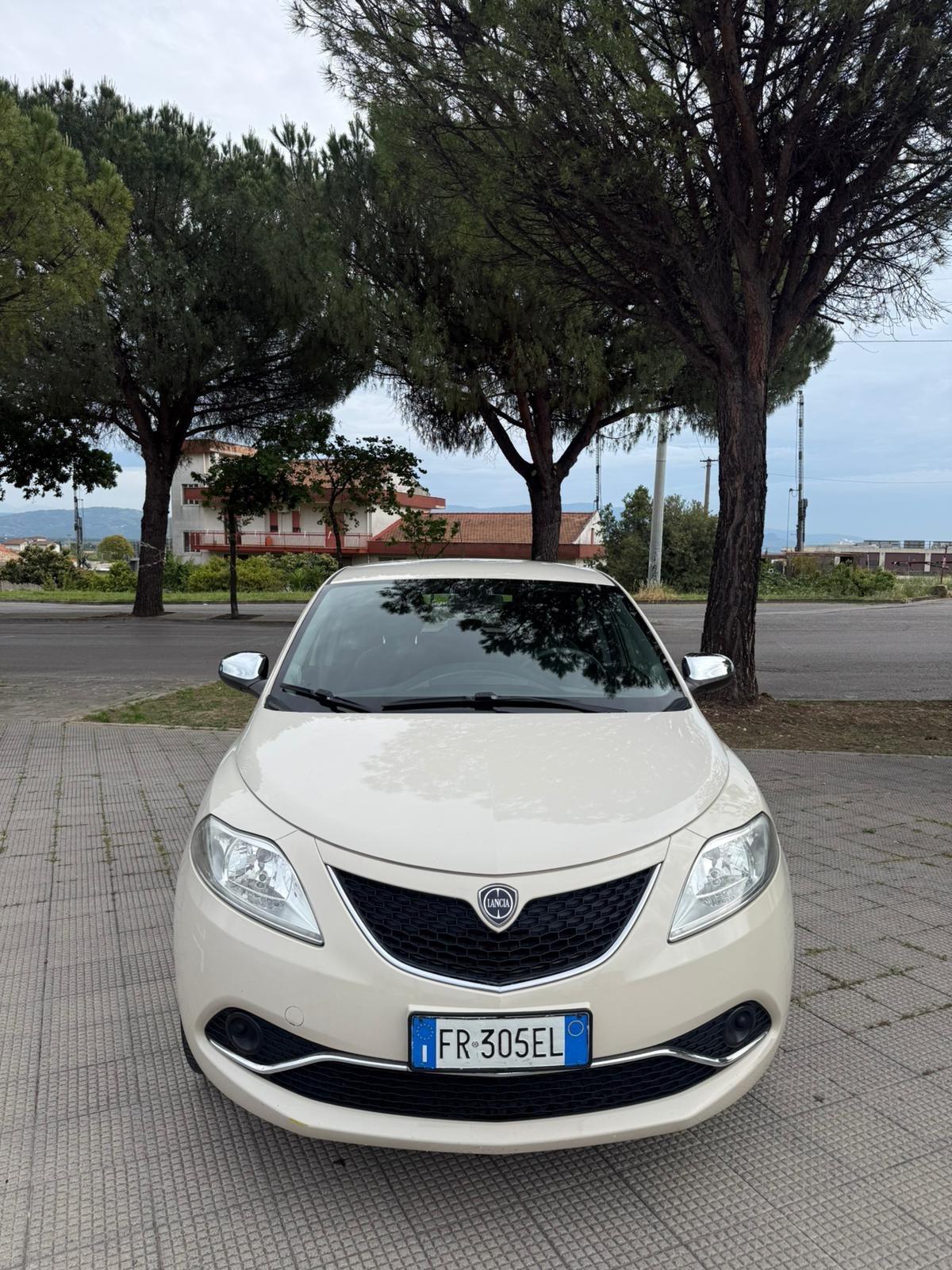 Lancia Ypsilon 1.2 69 CV 5 porte GPL Ecochic Unyca