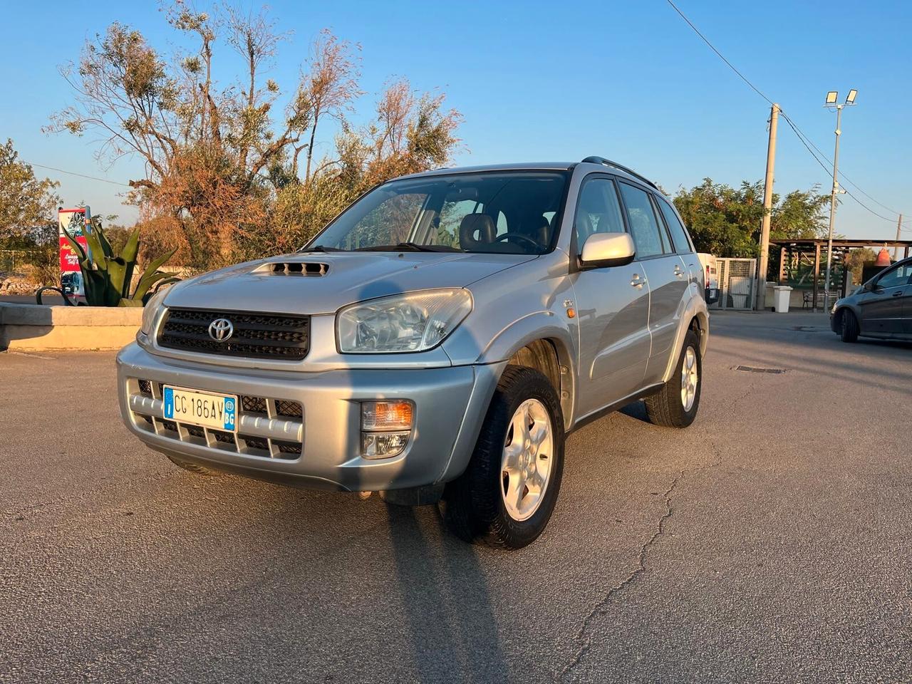 Toyota RAV 4 RAV4 2.0 Tdi D-4D cat 5 porte Sol