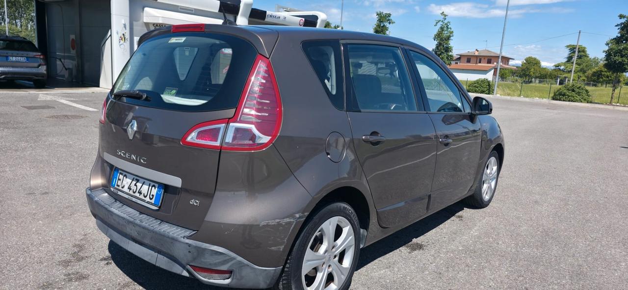 Renault Scenic X-Mod 1.5 dCi 110CV Luxe neop