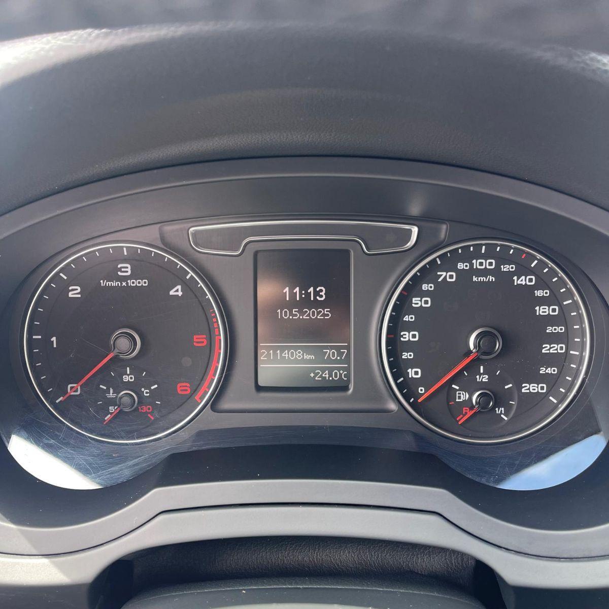 AUDI - Q3 - 2.0 TDI 120 CV Sport