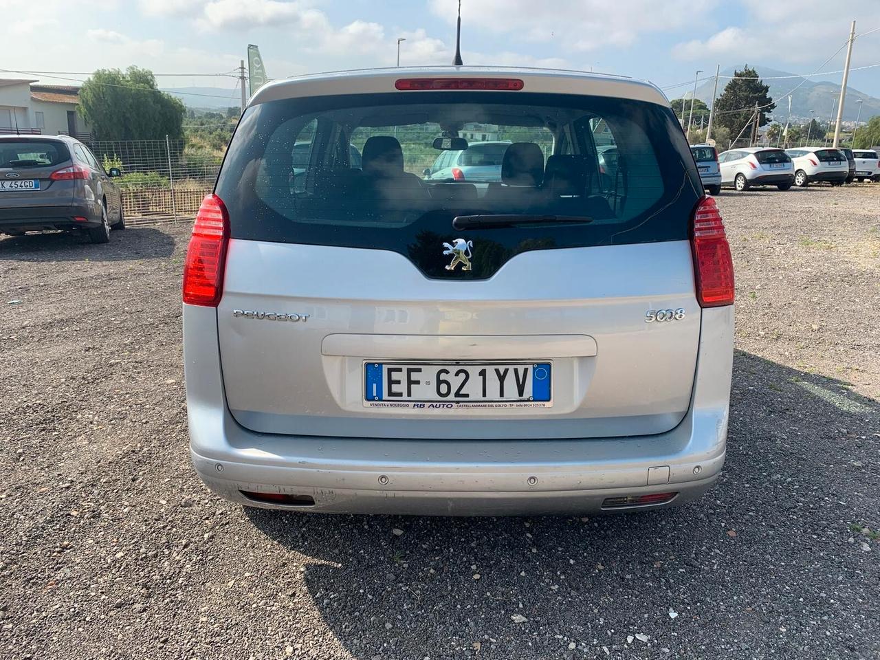 Peugeot 5008 1.6 HDi 112CV Premium