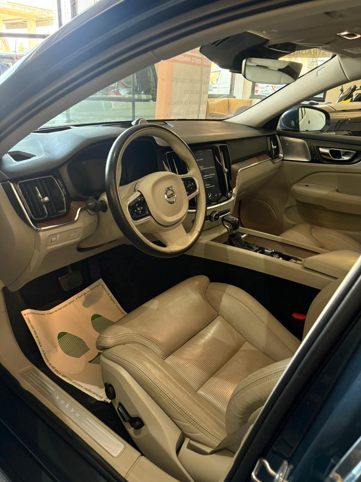 Volvo V60 D4 Geartronic R-design