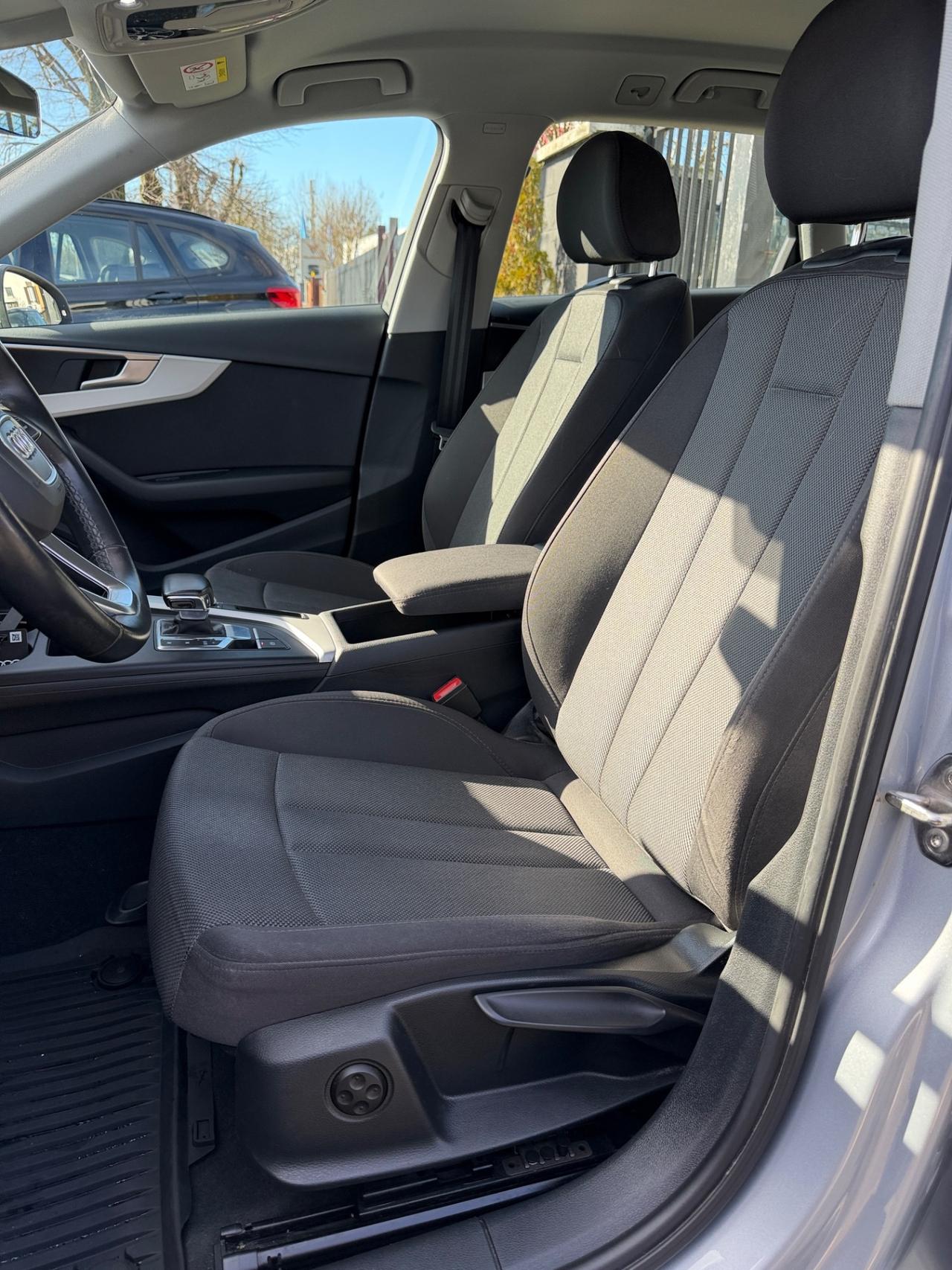 Audi A4 Avant 40 TDI S tronic line edition