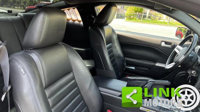 FORD Mustang 4.6 V8
