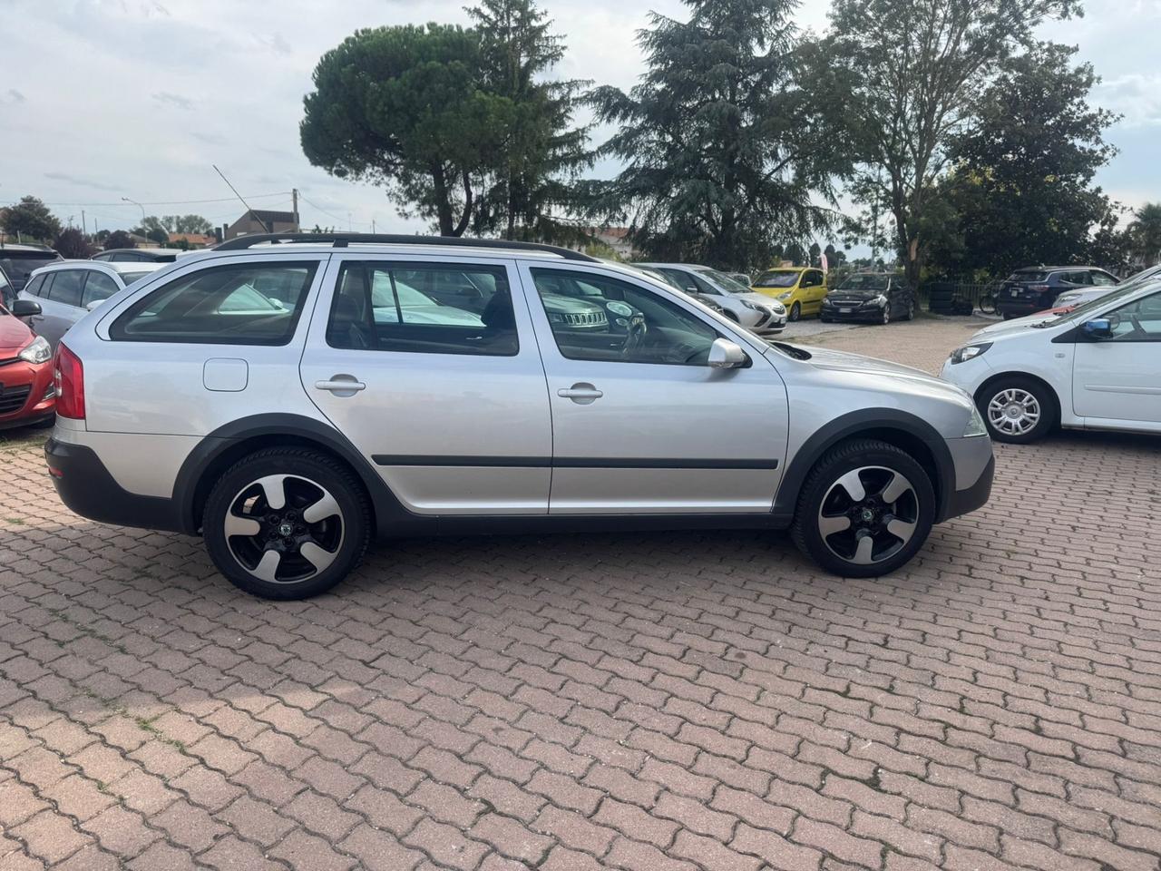 Skoda Octavia 2.0 TDI F.AP. 4x4 Wagon Laurin&Klement