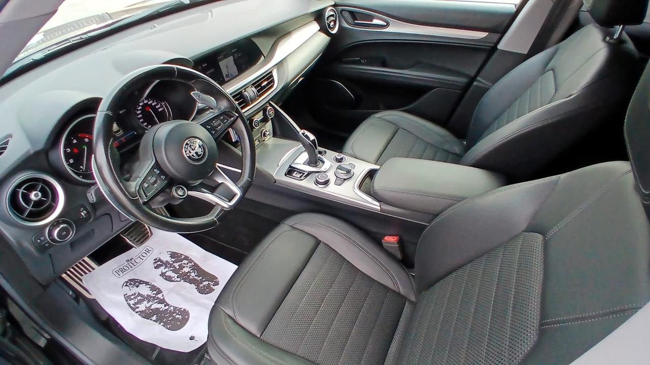 Alfa Romeo Stelvio 2.2 Turbodiesel 190 CV AT8 Q4 Sprint