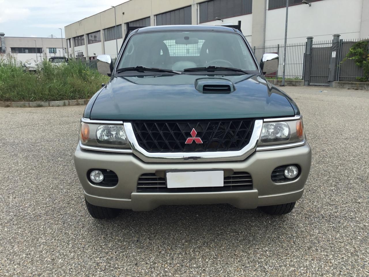 Mitsubishi L200 2.5 TDI 4WD Club Cab Pick-up GLS