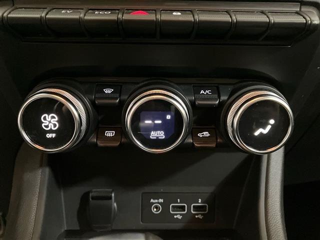 RENAULT Captur 1.6 E-Tech hybrid Zen 145cv auto