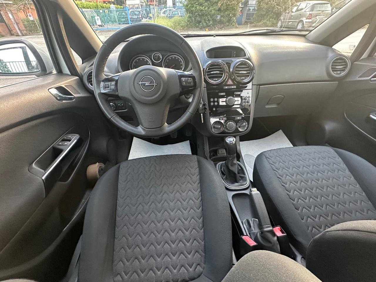 Opel Corsa 1.0 12V 5 porte Edition