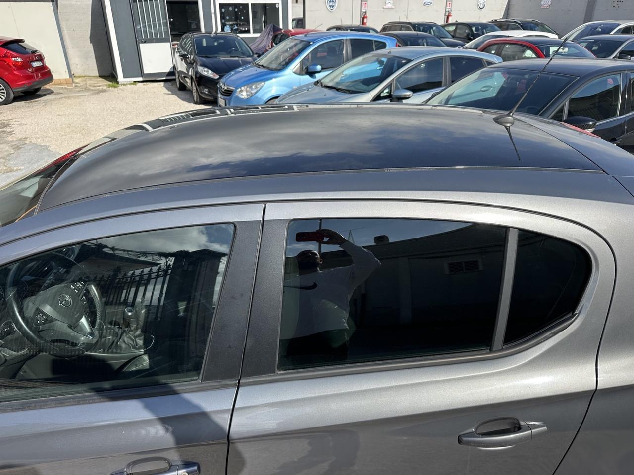 Opel Corsa 1.2 5 porte b-Color Km 128.000