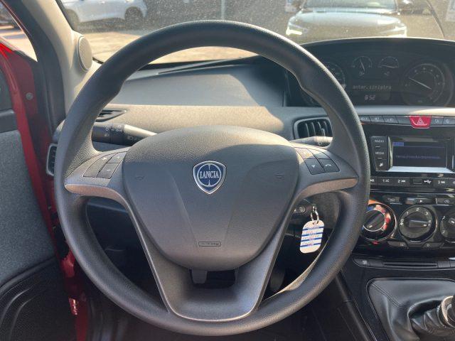 LANCIA Ypsilon 1.0 FireFly S&S Hybrid Silver
