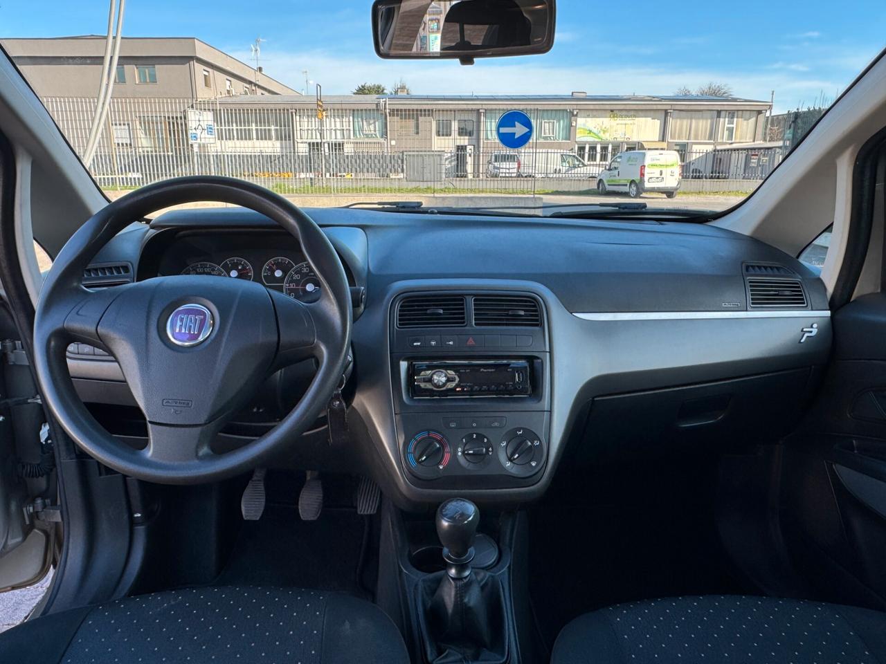 Fiat Grande Punto 1.2 5 porte Active con soli 75000km