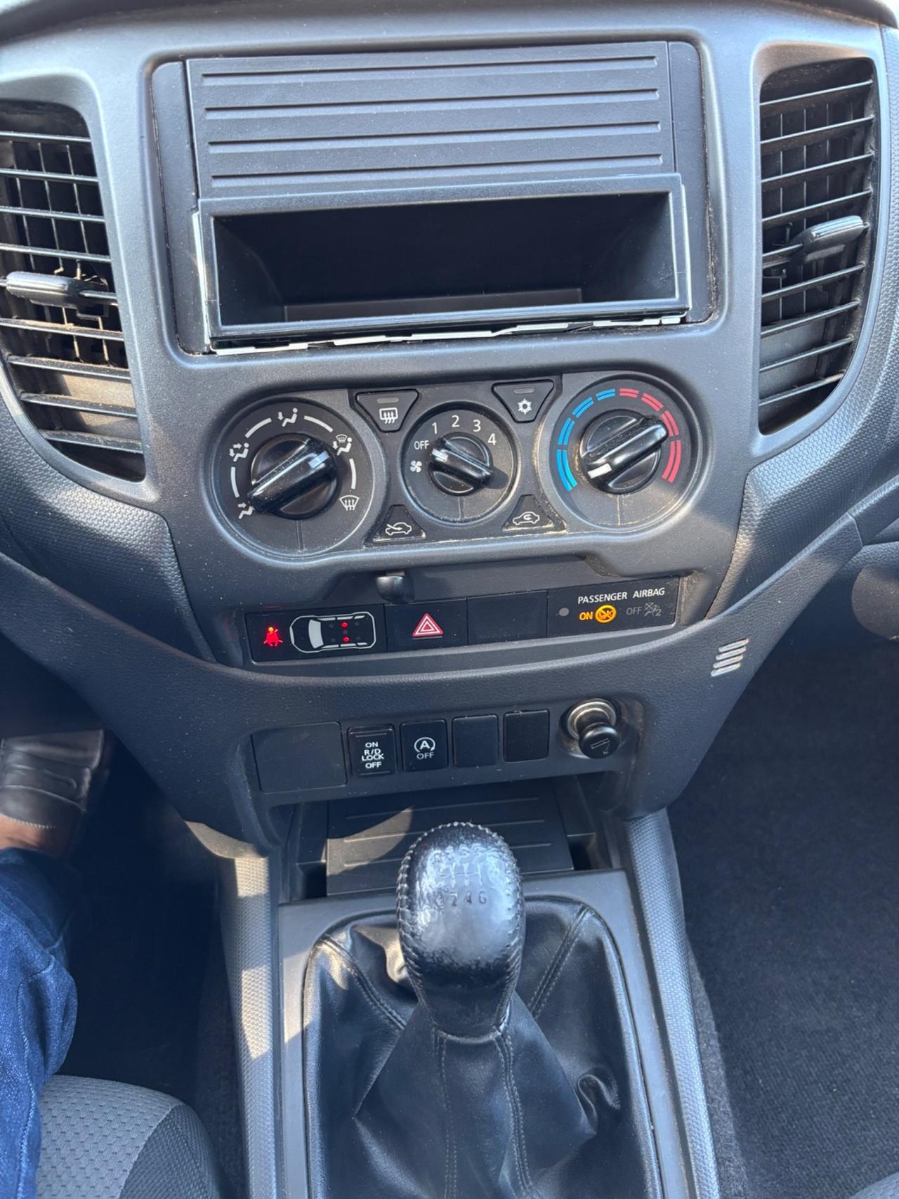 Mitsubishi L200 2.3 D Double Cab 4x4 Super Select Diamond aut.