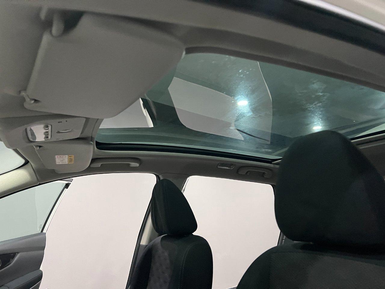 Nissan Qashqai 1.5 dci Tekna 110cv E6 TETTO PANORAMICO