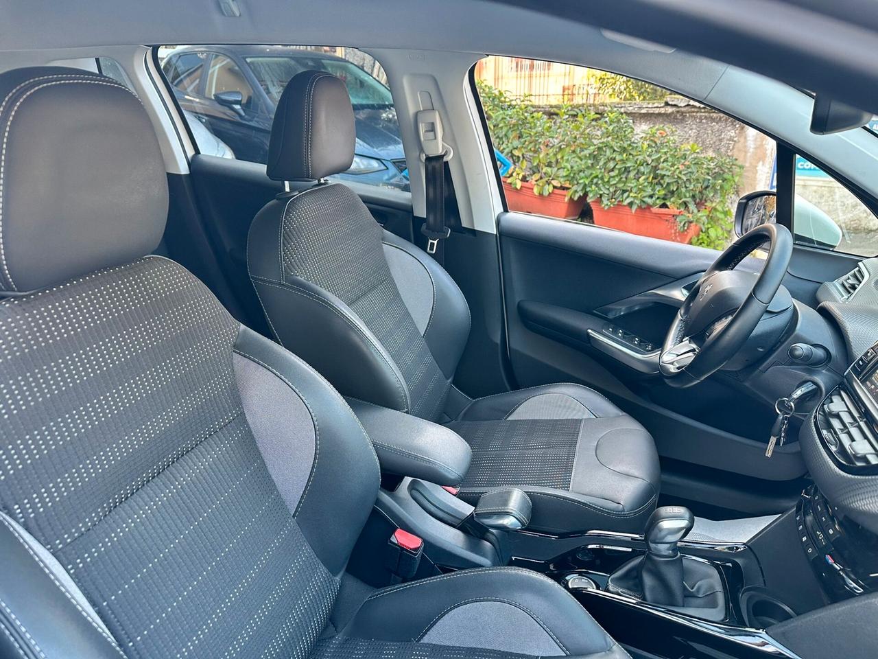 Peugeot 2008 BlueHDi 100 Allure