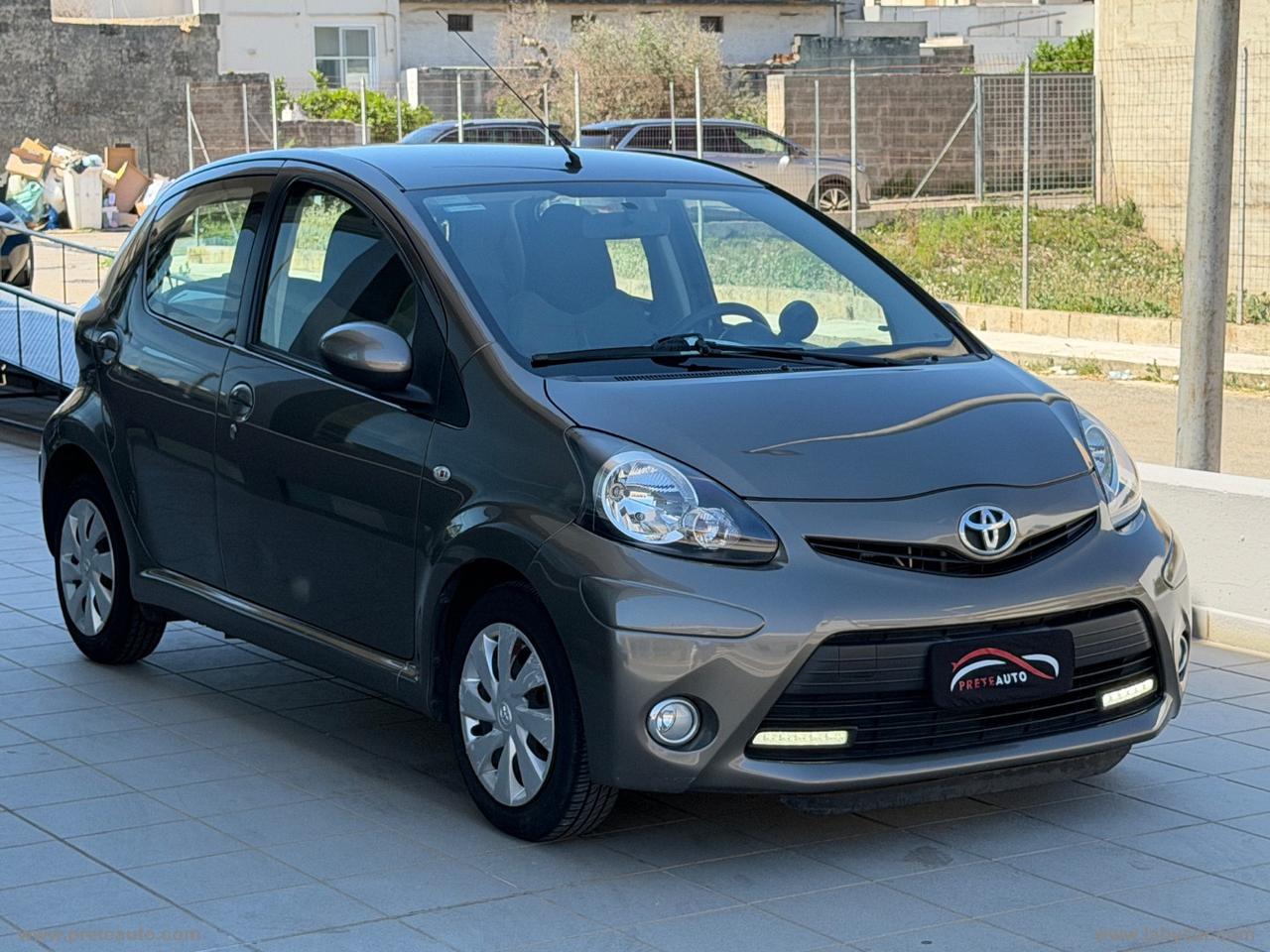 TOYOTA Aygo 1.0 12V VVT-i 5p. Active Connect