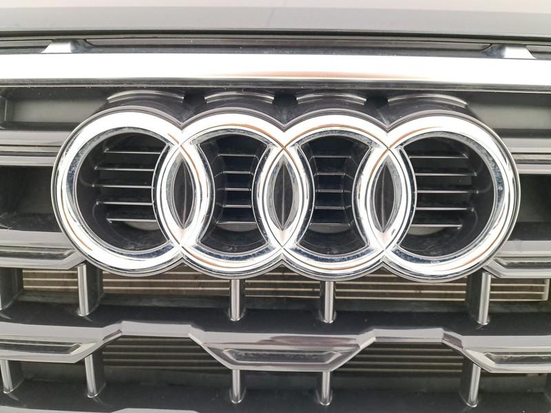 Audi Q2 35 2.0 tdi s line edition s-tronic