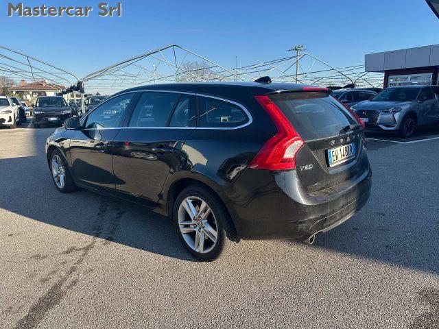 VOLVO V60 V60 I 2014 2.0 d3 Momentum tg. EW148YR