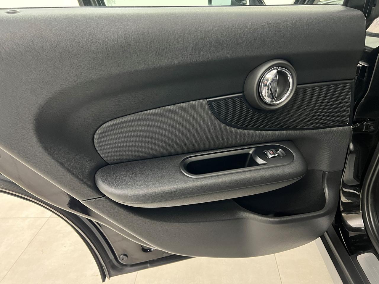 MINI Mini IV F54 2016 Clubman Mini Clubman 1.5 One