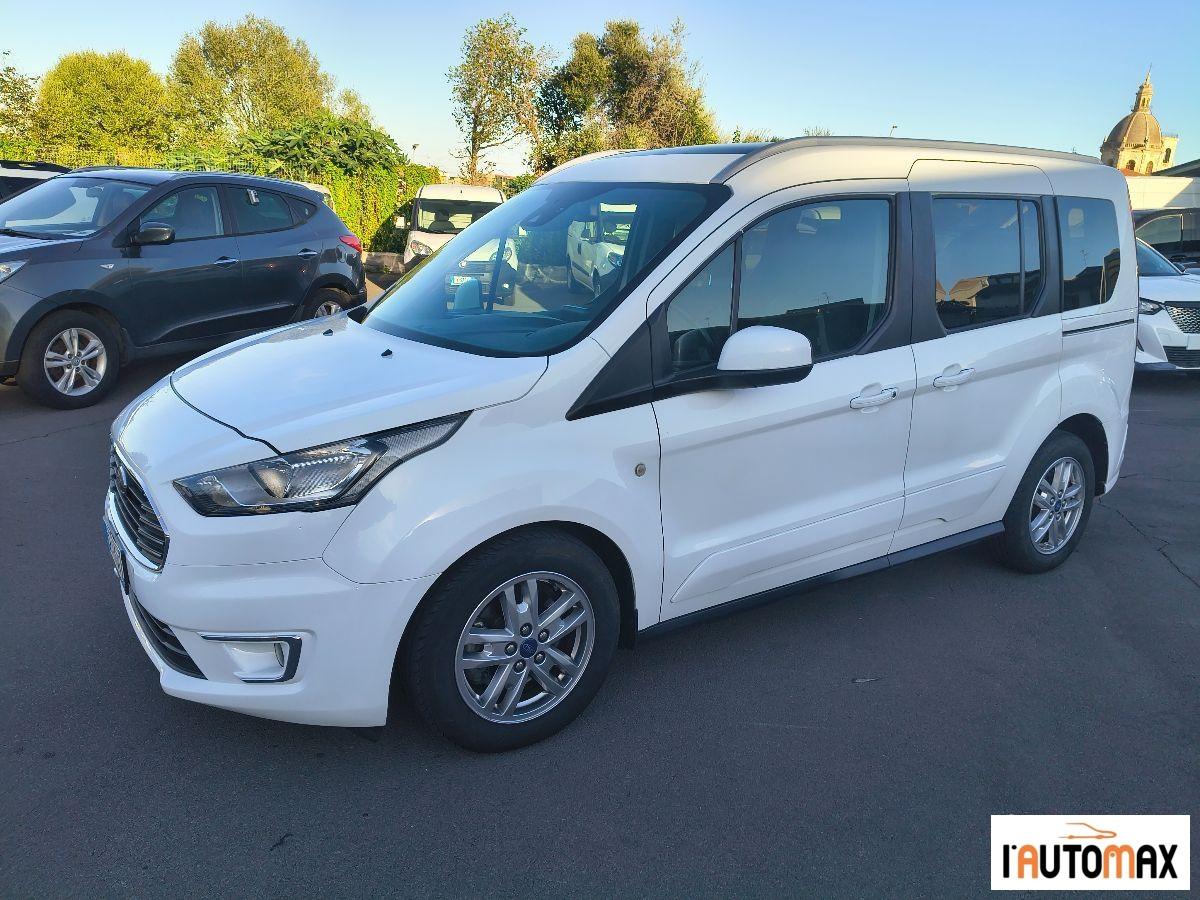 FORD - Tourneo Connect - 1.5 TDCi 120CV aut. Tit.