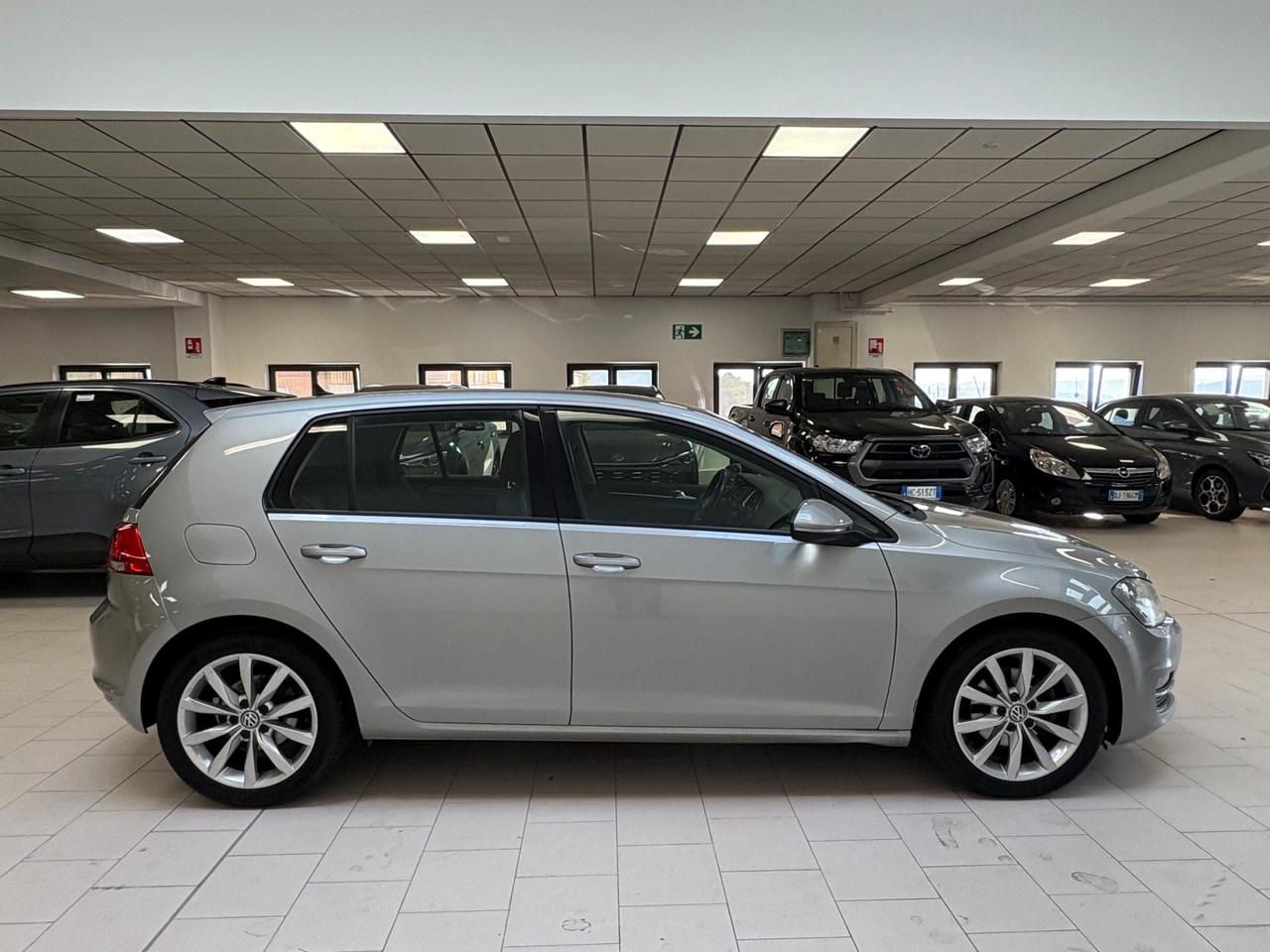Volkswagen Golf 5p 1.6 tdi (btdi) Comfortline 110