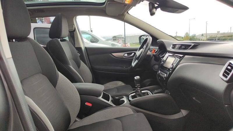 Nissan Qashqai Qashqai 1.5 dCi N-Connecta